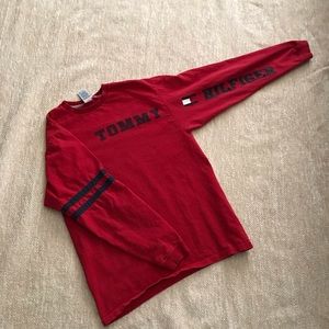 Vintage Tommy Hilfiger long sleeve t-shirt. XL